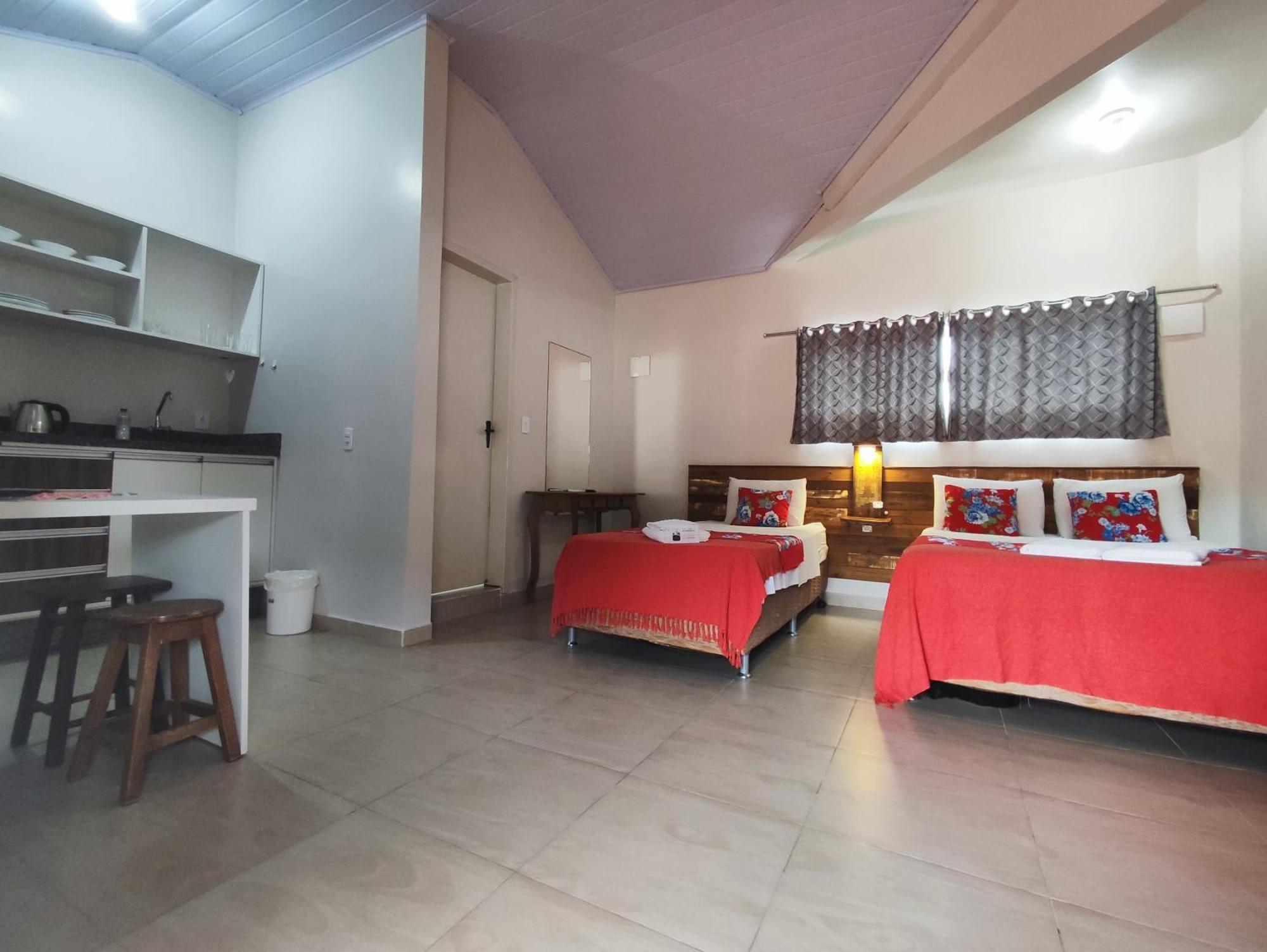 Hotel Gruta Do Monge