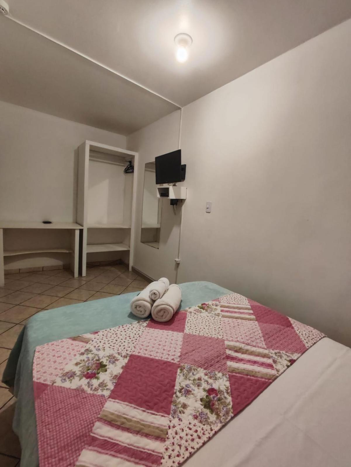 Hotel Gruta Do Monge 2*